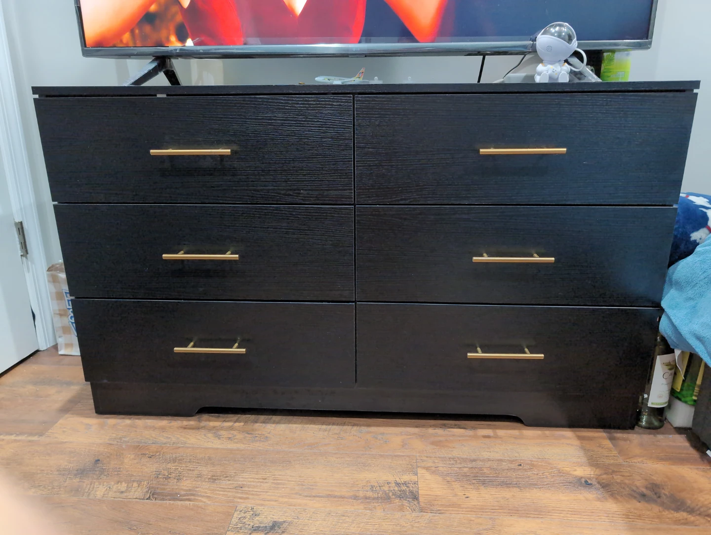 Black 6-Drawer Dresser