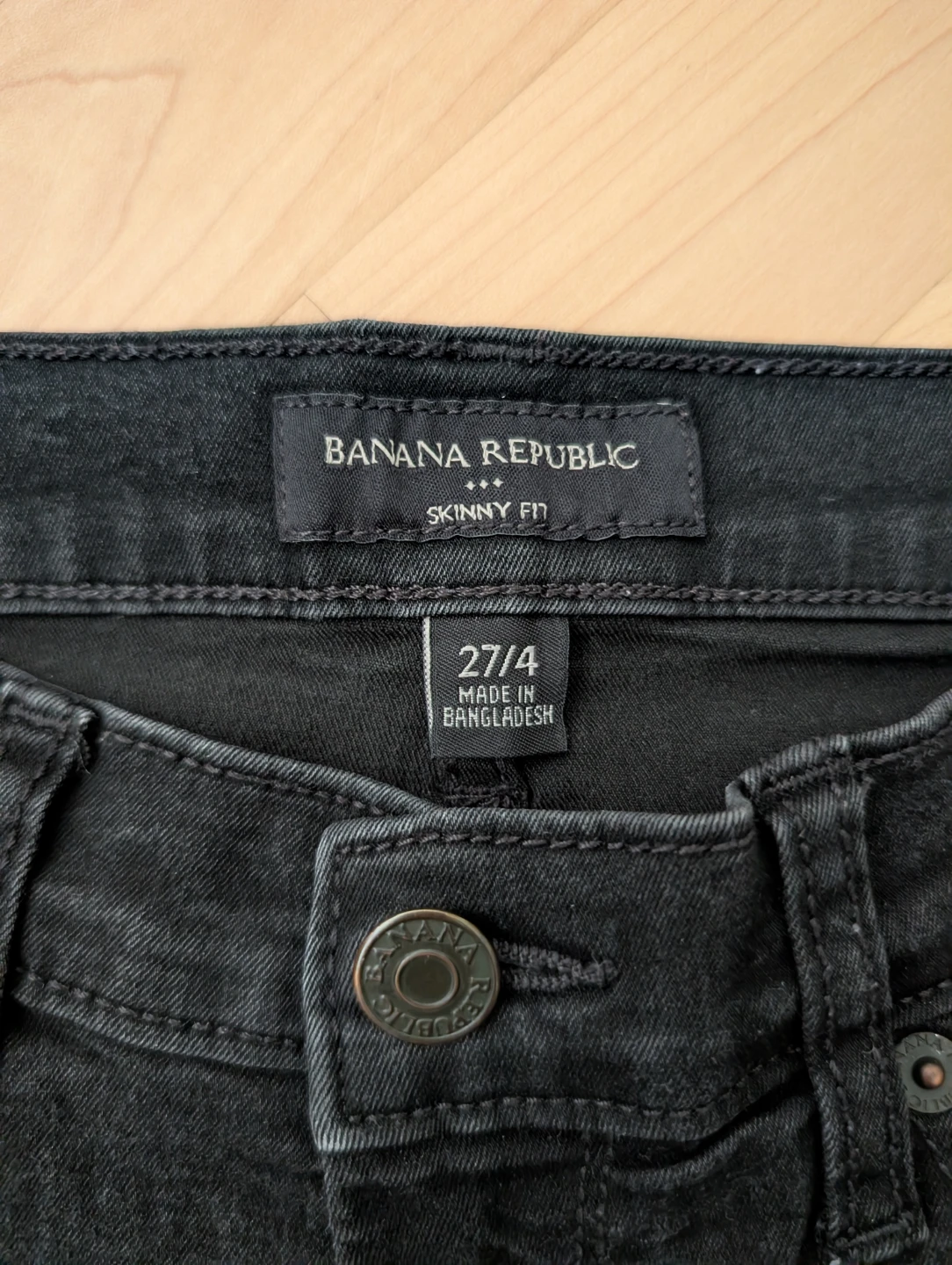 Banana Republic black denim - skinny fit