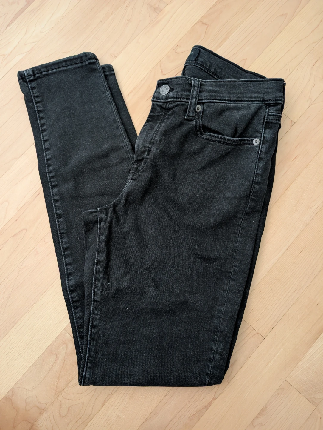 Banana Republic black denim - skinny fit - photo 2
