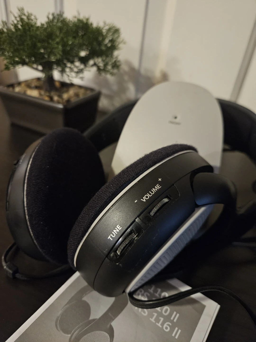 Sennheiser RS 110 II Wireless Headphones - photo 3