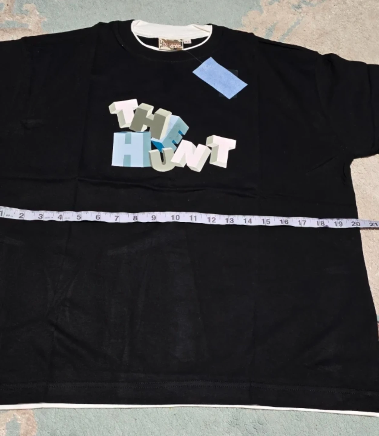 ⚽️$5 BRAND NEW The Hunt Graphic T-Shirt - photo 5