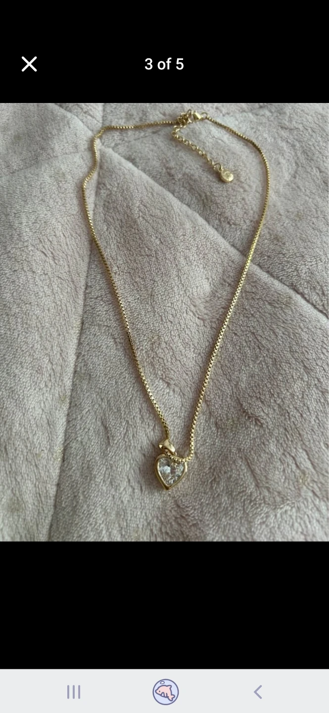 Gold tone heart pendant necklace - photo 2
