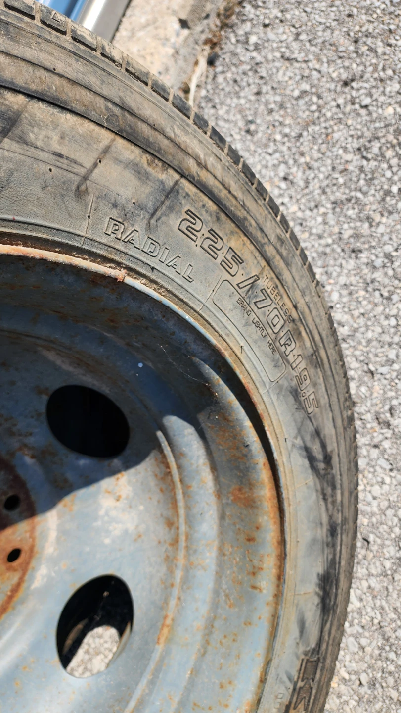 Kumho Tires 225/70R19.5 - photo 3