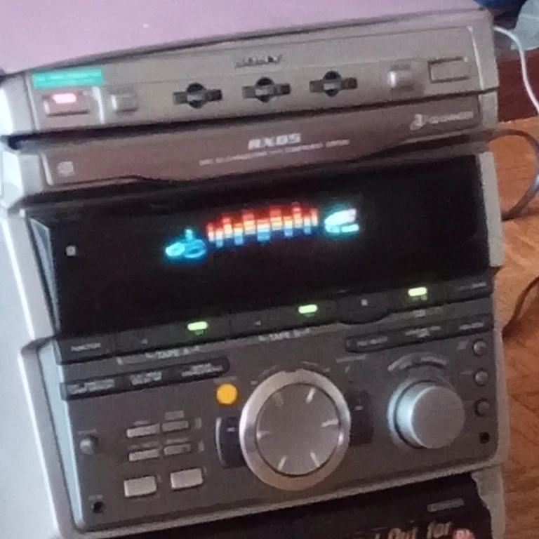 Sony Stereo receiver with CD and MiniDisc