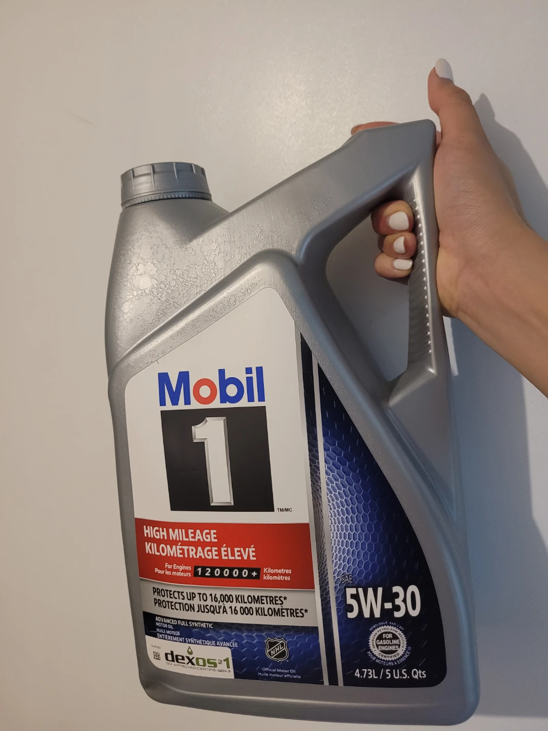 [ UNOPENED ] Mobil 1 High Mileage 5W-30 Motor Oil 4.73L