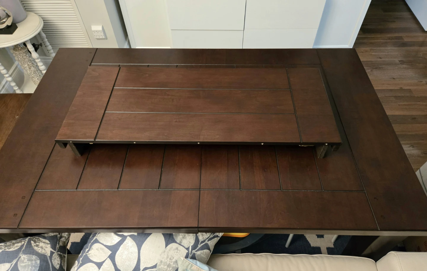 Extendable Dining Table - photo 4