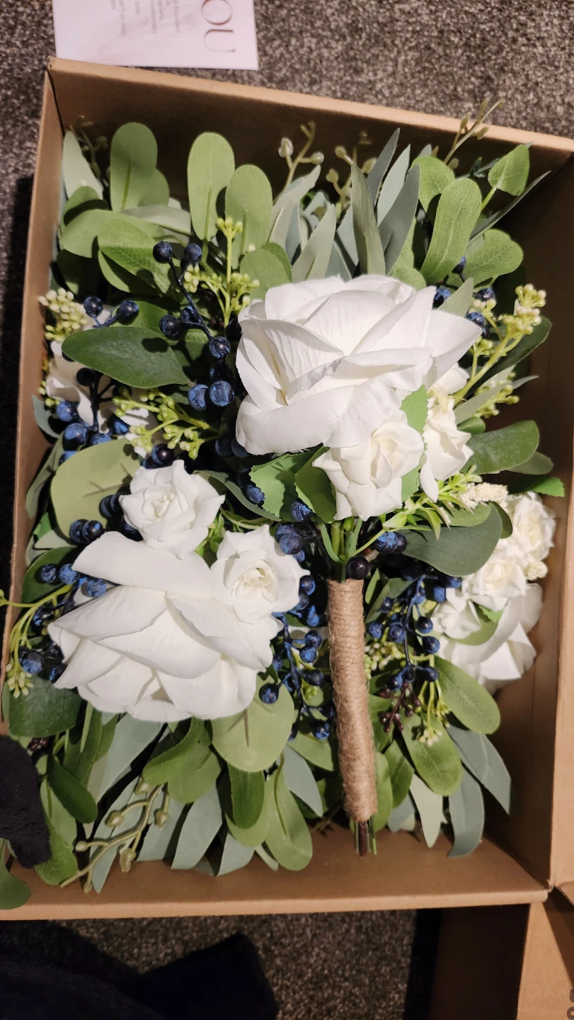White Rose and Blueberry bouquet Set