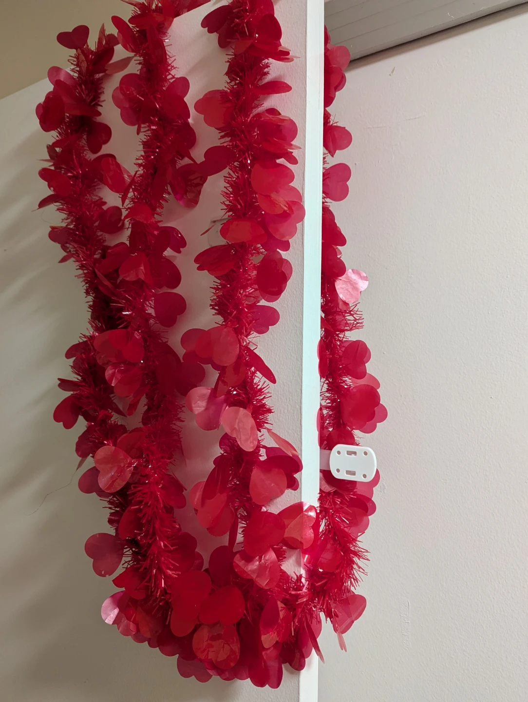 Red Heart Garland - photo 3