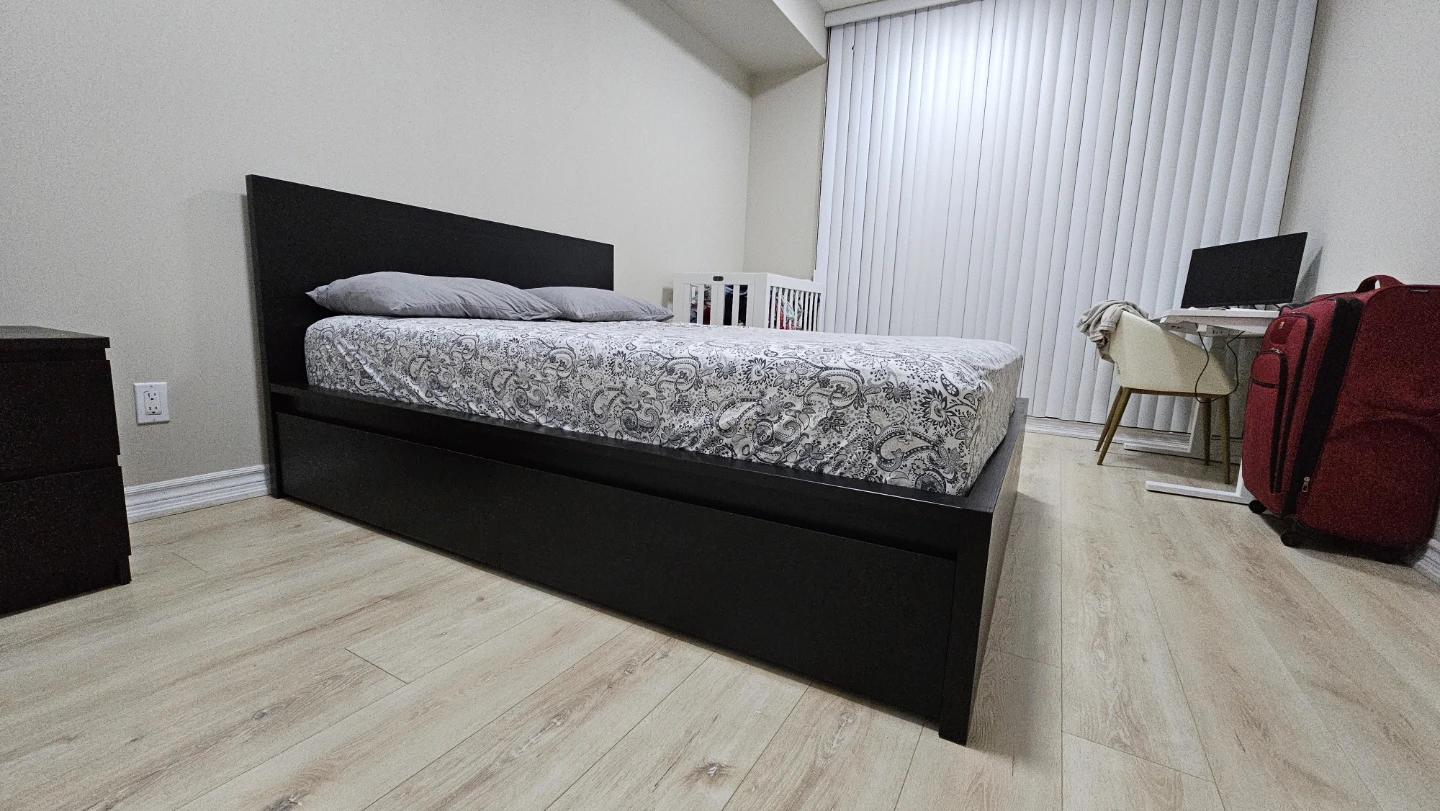 Dark Wood Queen Bed Frame with Storage Drawers - photo 2