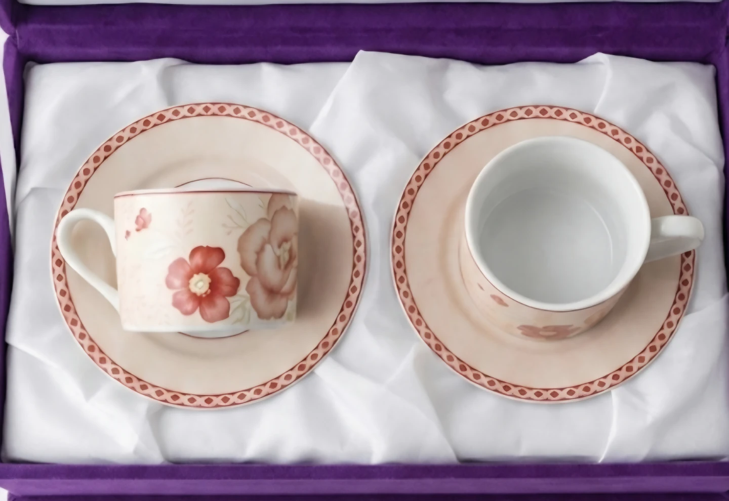 Set of 2 Floral Tea Cups and Saucers