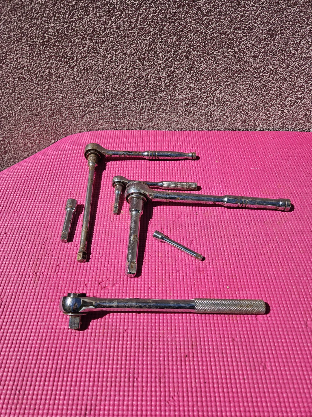 Ratchet and Socket Set - photo 2