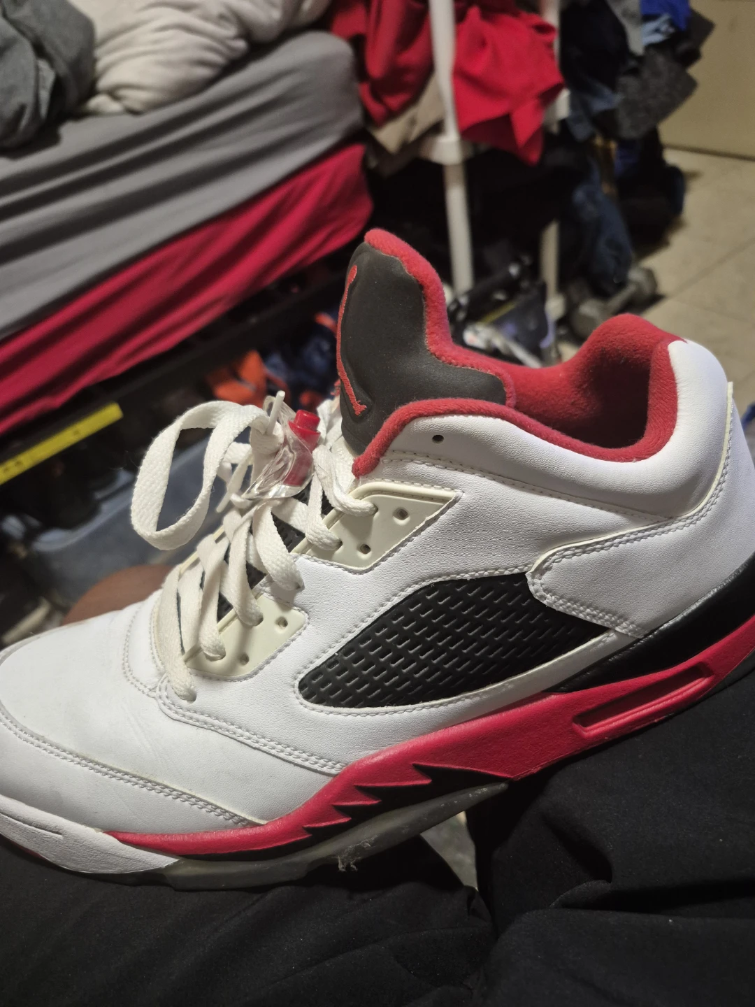 Air Jordan 5 Low White Red Basketball Shoes - photo 2