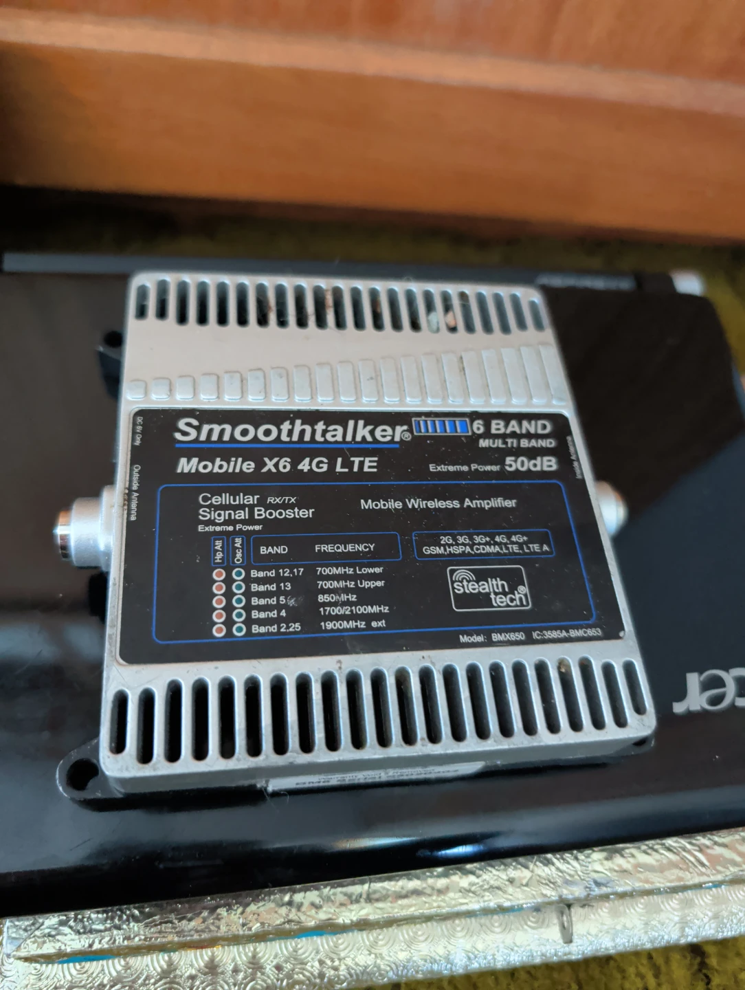 Smoothtalker Mobile X6 4G LTE 6 Band Signal Booster