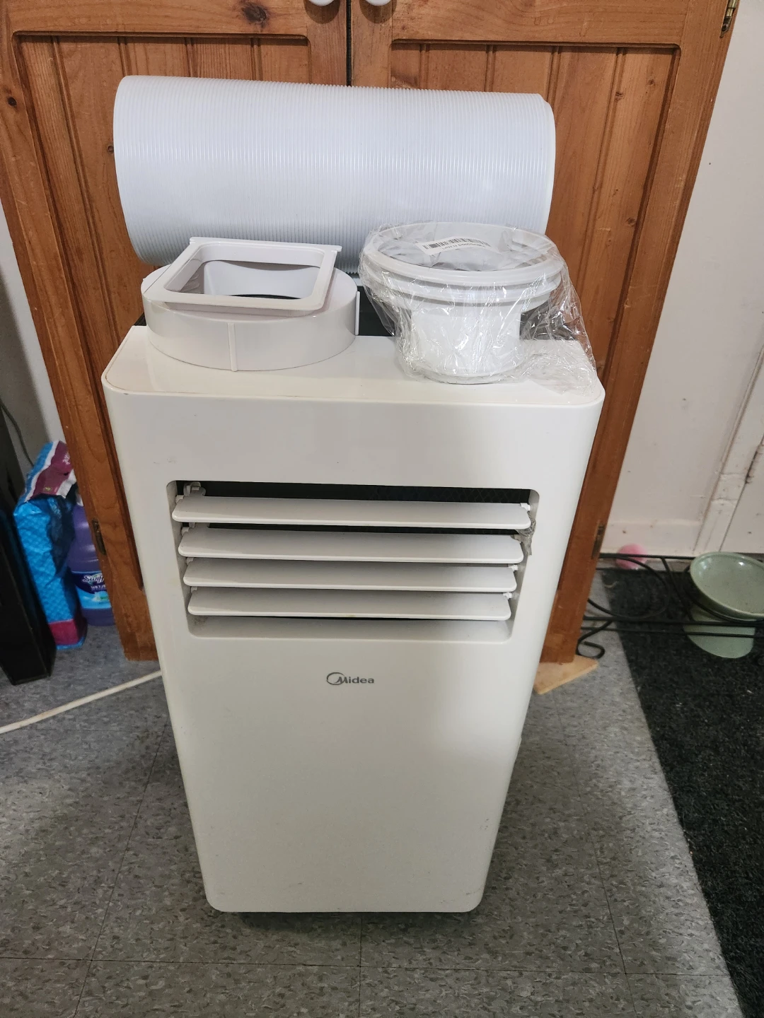MIDEA 3 IN 1 (8000) BTU AC, DEHUMIDIFIER,  FAN  NEW HOSE