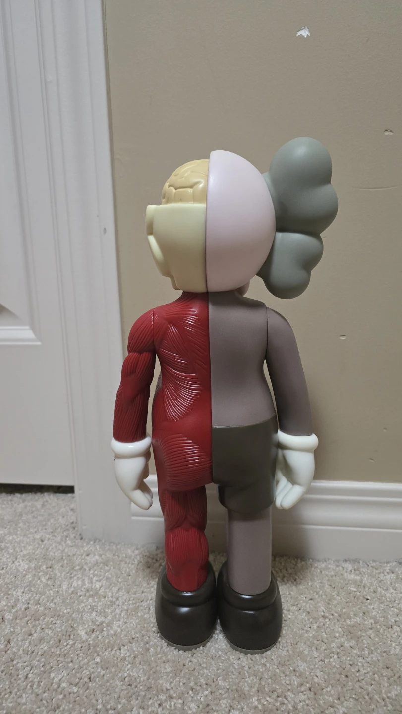 KAWS Flayed Figure - photo 4