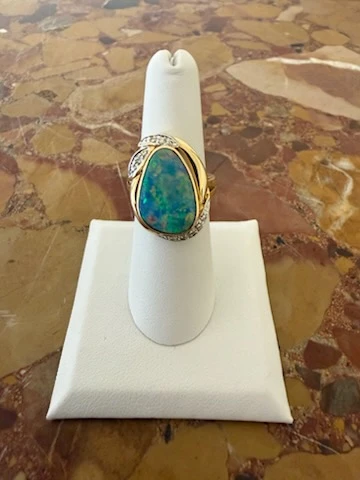 14K Gold Australian and Diamond Ring - photo 2