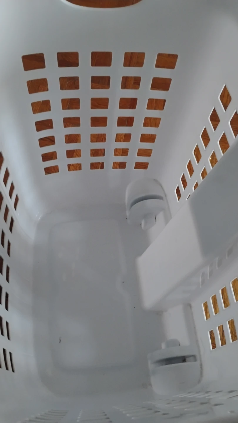 Laundry basket with wheels and Handle - photo 3