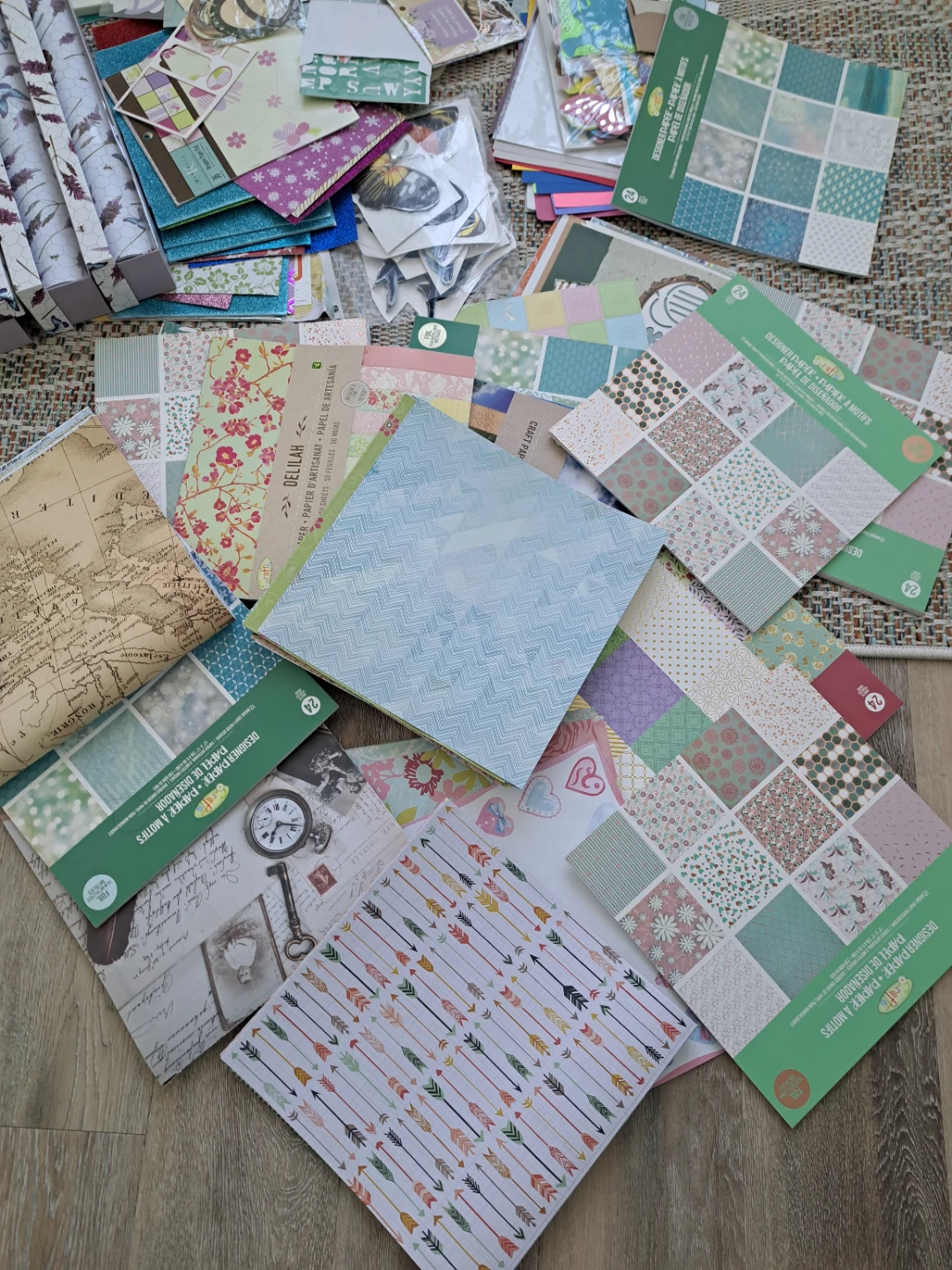 Scrapbooking Supplies Bundle. - photo 5