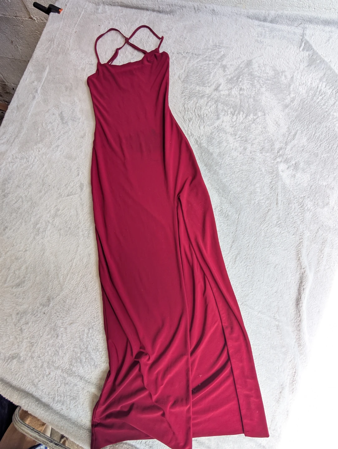 ⚽Aym Hailey bieber Maroon Spaghetti Strap Maxi Dress with Slit - photo 5