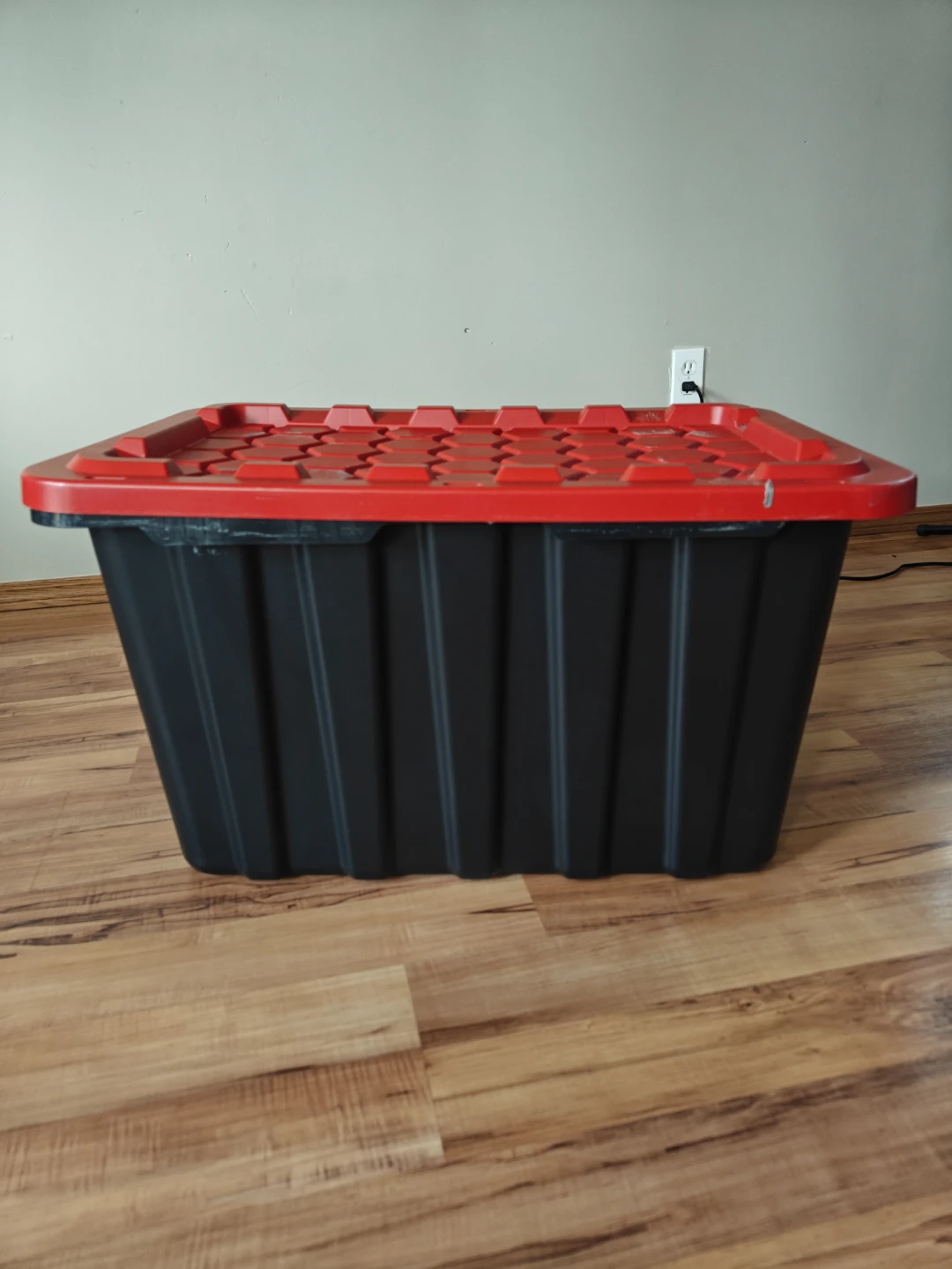 TuffStore Heavy-Duty Storage Box 102 Litres - photo 5
