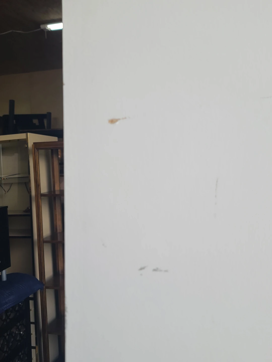 White 5-Shelf Bookcase - photo 4