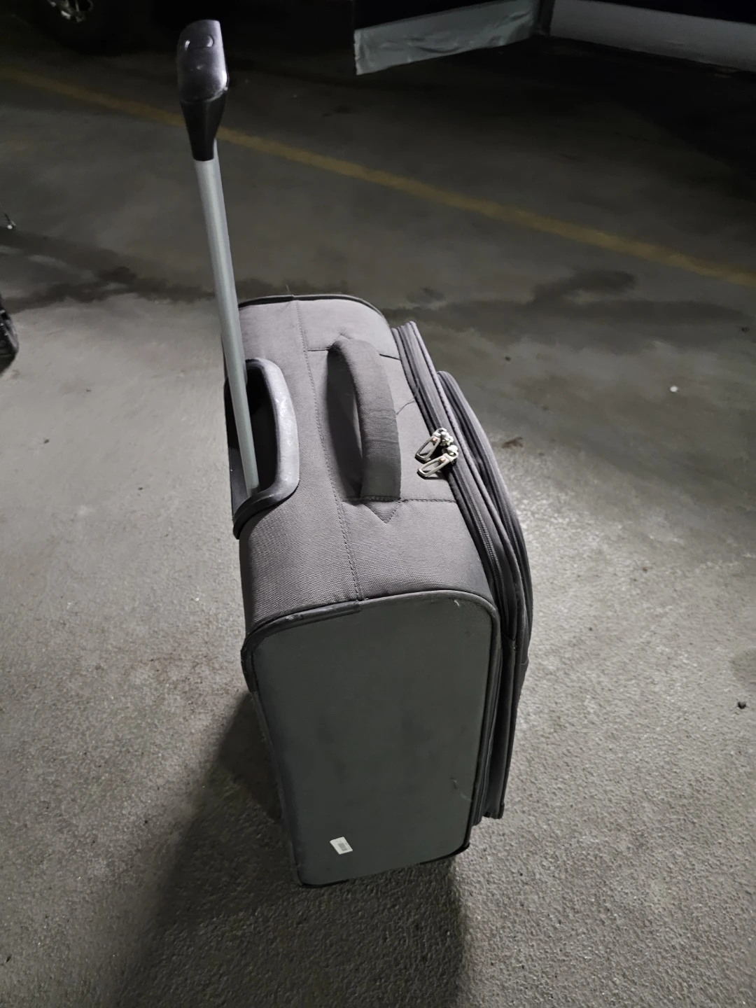 Swiss Gear Grey Carry-On Luggage - photo 4