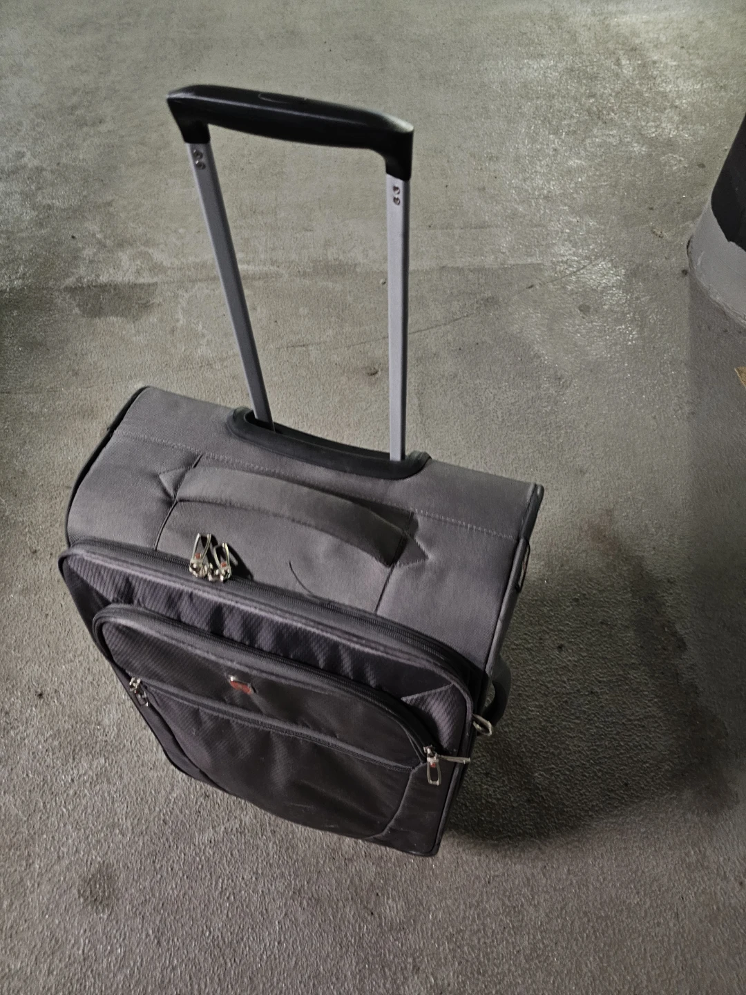 Swiss Gear Grey Carry-On Luggage - photo 5