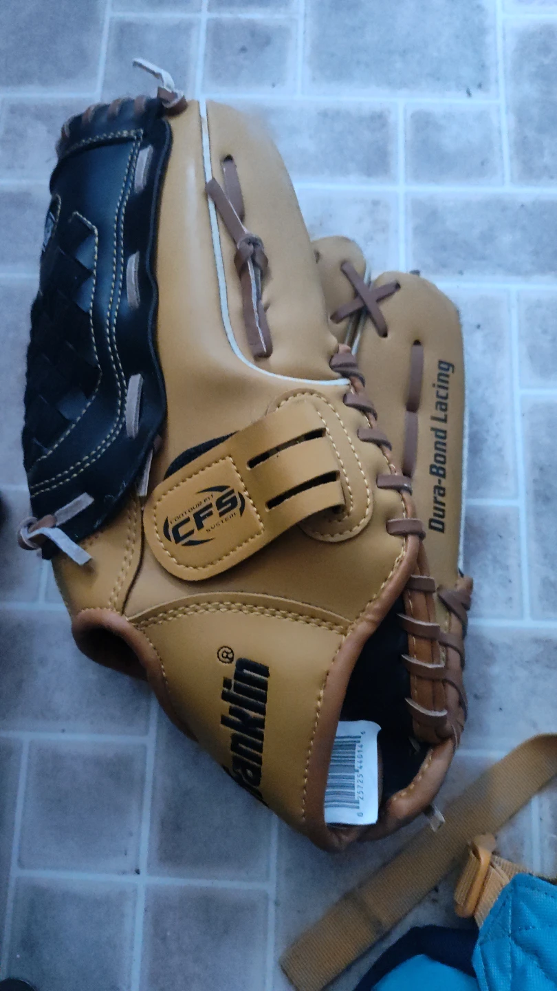 Franklin Sports Baseball Glove