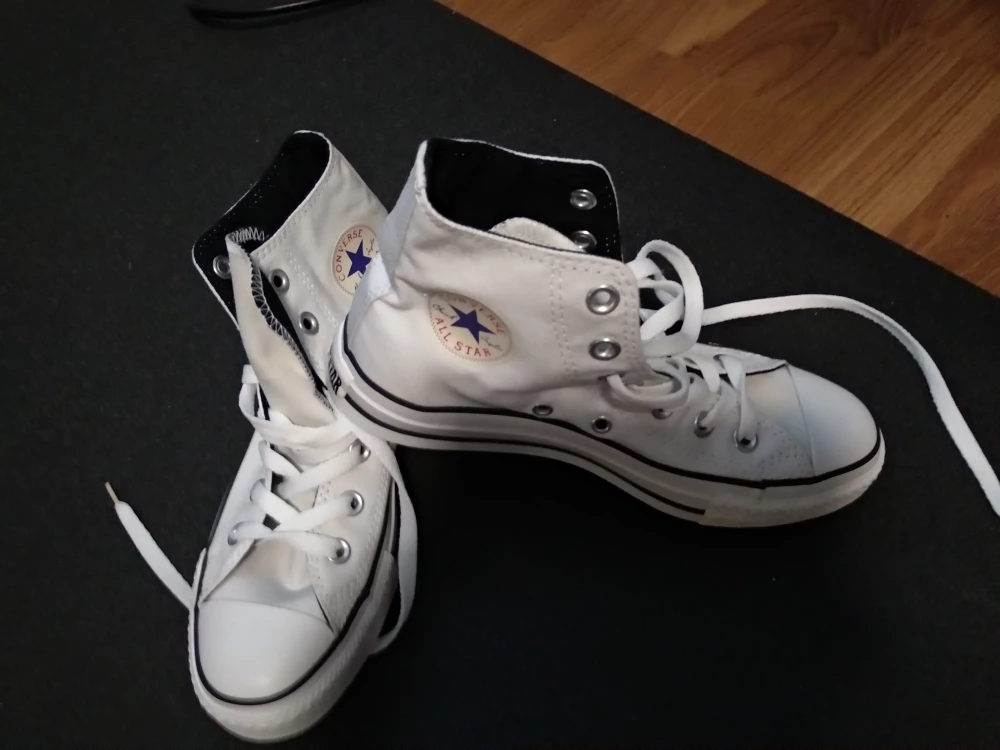 Converse Chuck Taylor All Star High Top Sneakers