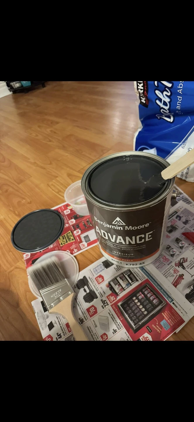 Benjamin Moore Advance Interior Paint– Onyx 2133-10 (1 Gallon)
