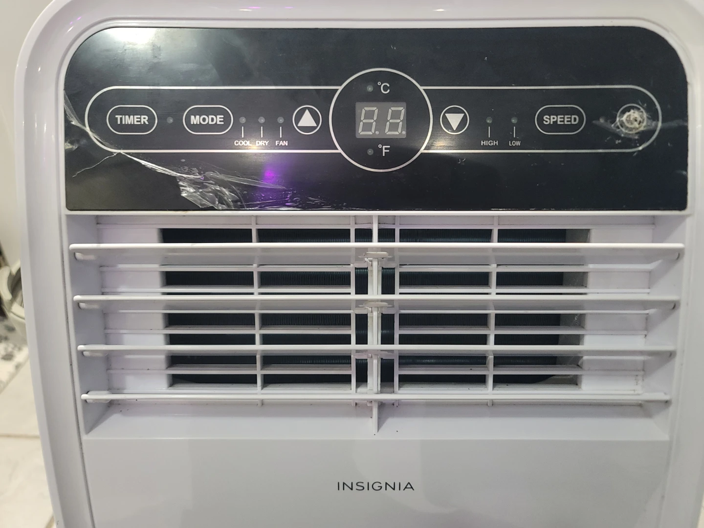 Insignia Portable Air Conditioner NS-AC8PWH9-C - photo 4