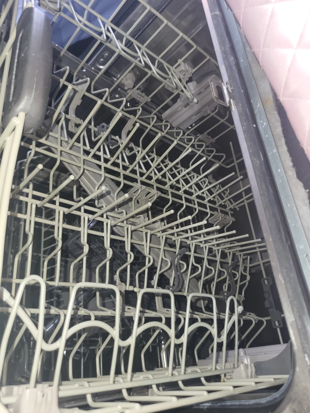 KitchenAid Dishwasher - photo 3