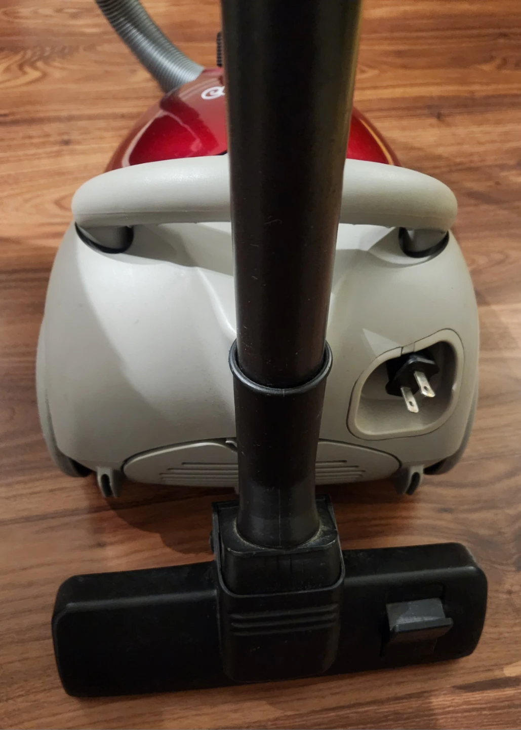 ⚽️ Samsung Easy 1300 Vacuum Cleaner - photo 3