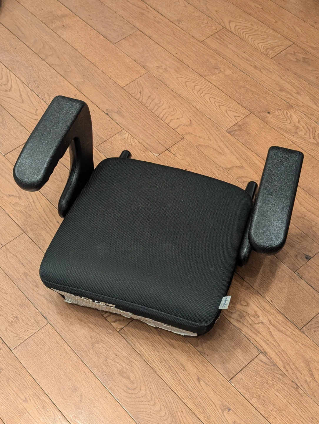 Clek - Booster Seat with Arms - photo 2