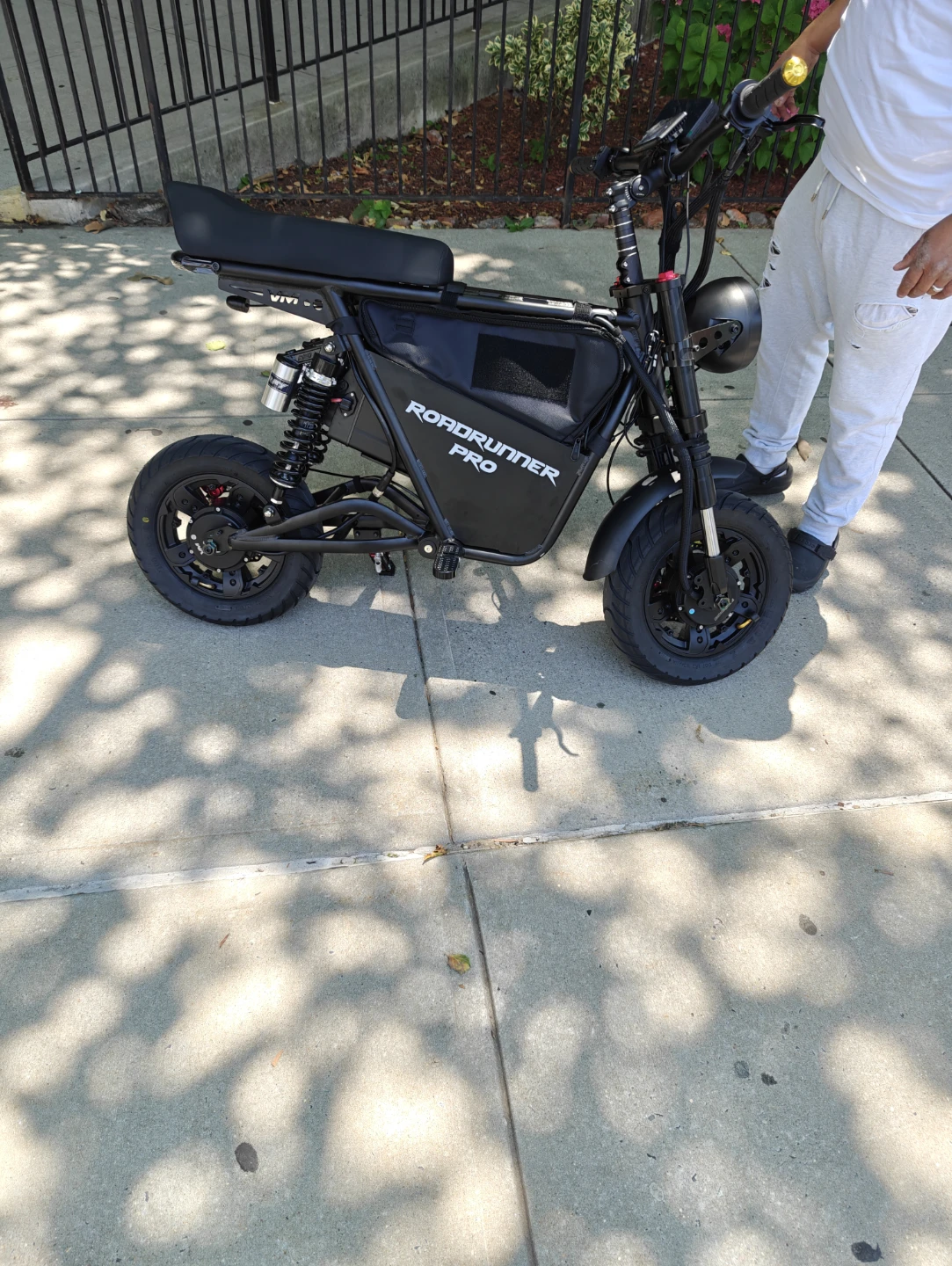 Roadrunner Pro Electric Scooter
