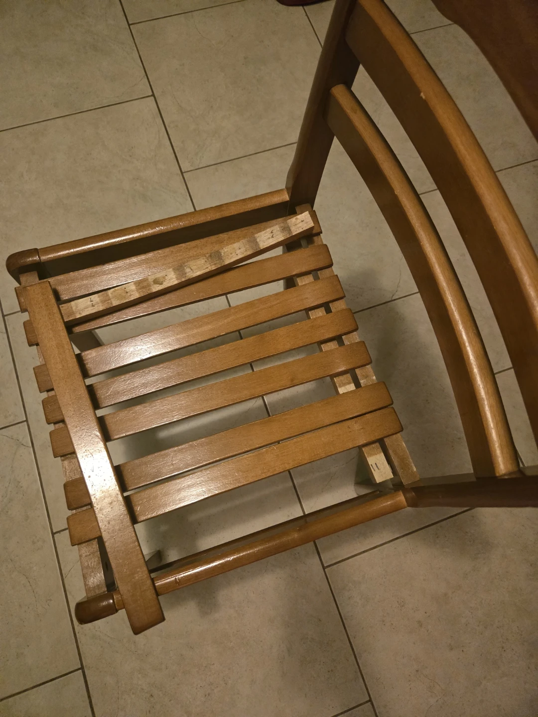 Vintage Wooden Slat Chairs - 1 needs repair - photo 5