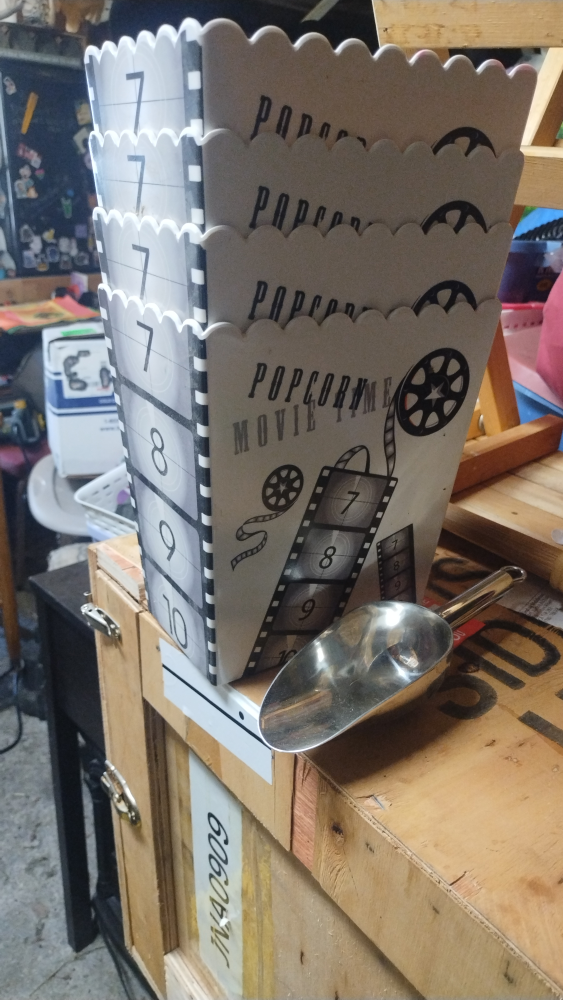 Movie Night Popcorn Boxes - photo 2