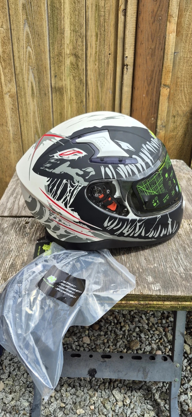 Full face motorcycle helmet - photo 2