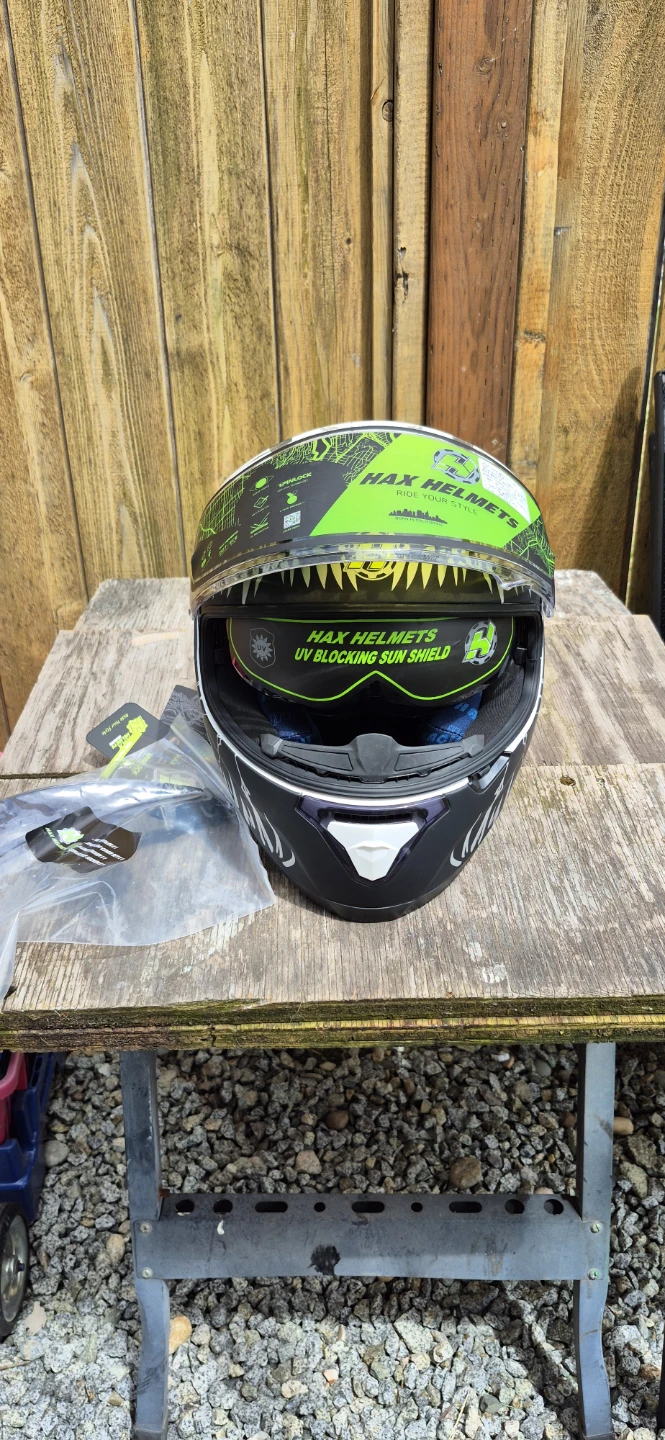 Full face motorcycle helmet - photo 5