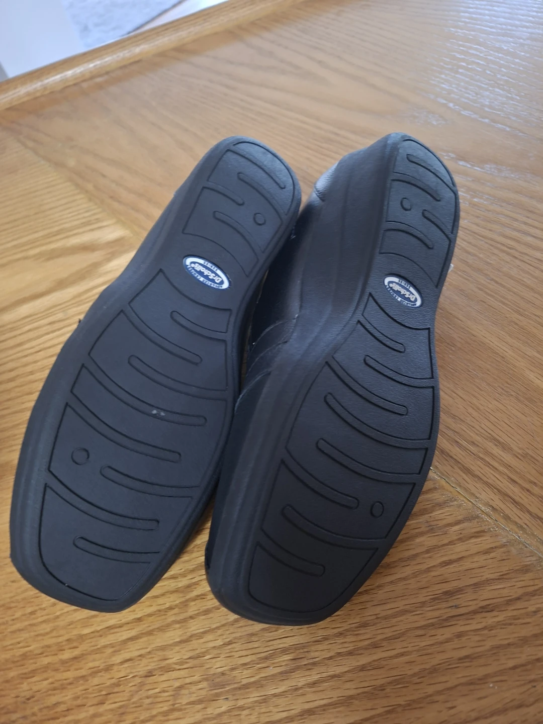 Women's shoes size 11w - photo 2