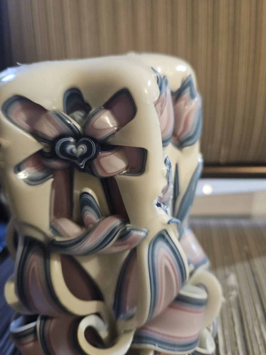 Carved Candle with Swan and Flowers - photo 4