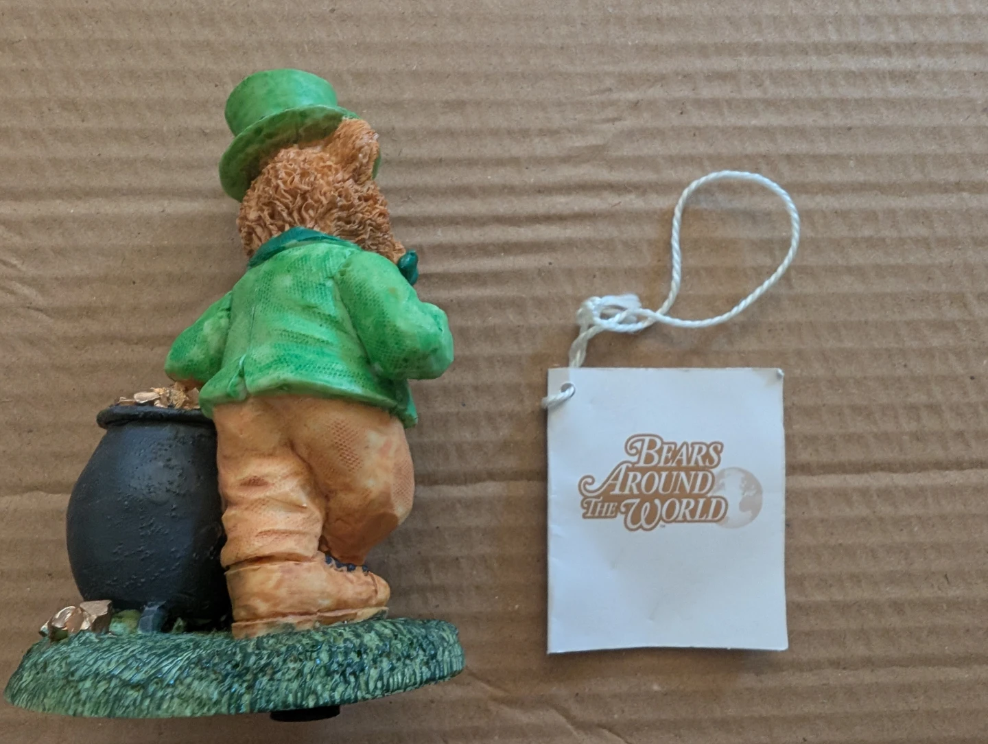Bears Around The World St. Patrick's Day Figurine ⚽️ - photo 2