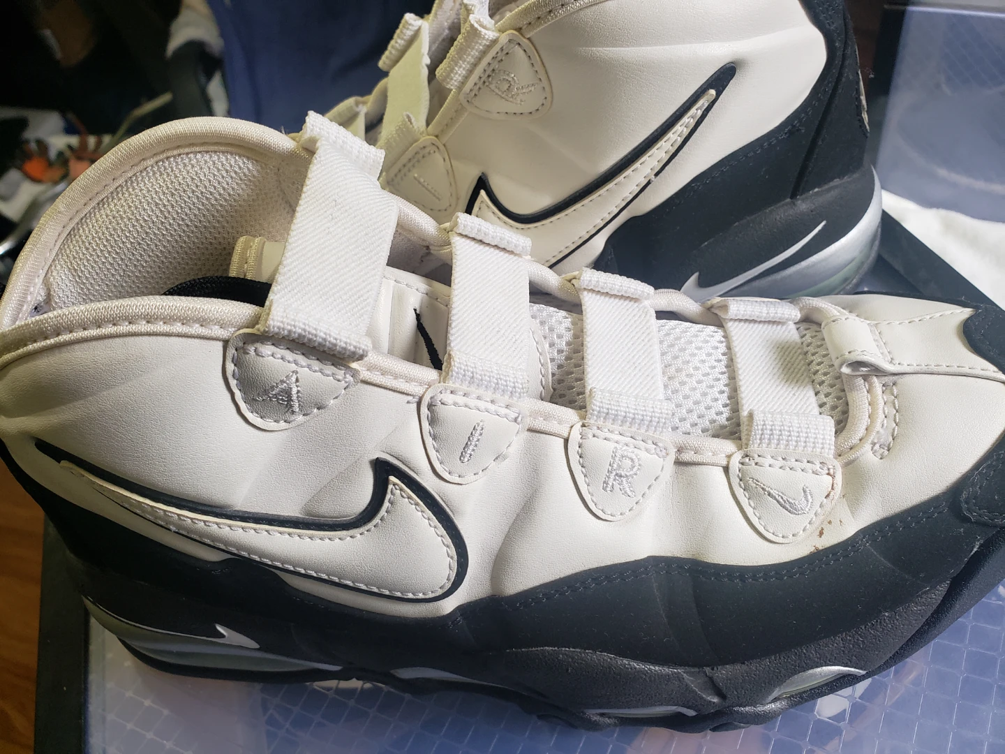 Nike Air Max Tempo Basketball Shoes - photo 2