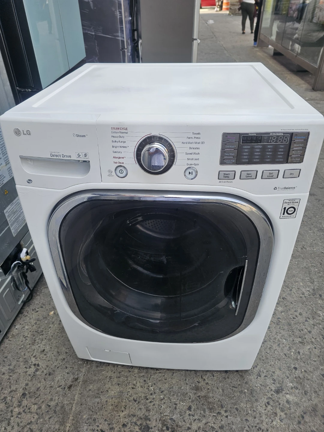 Lg 4.3 Cu ft washer and dryer all in one machine