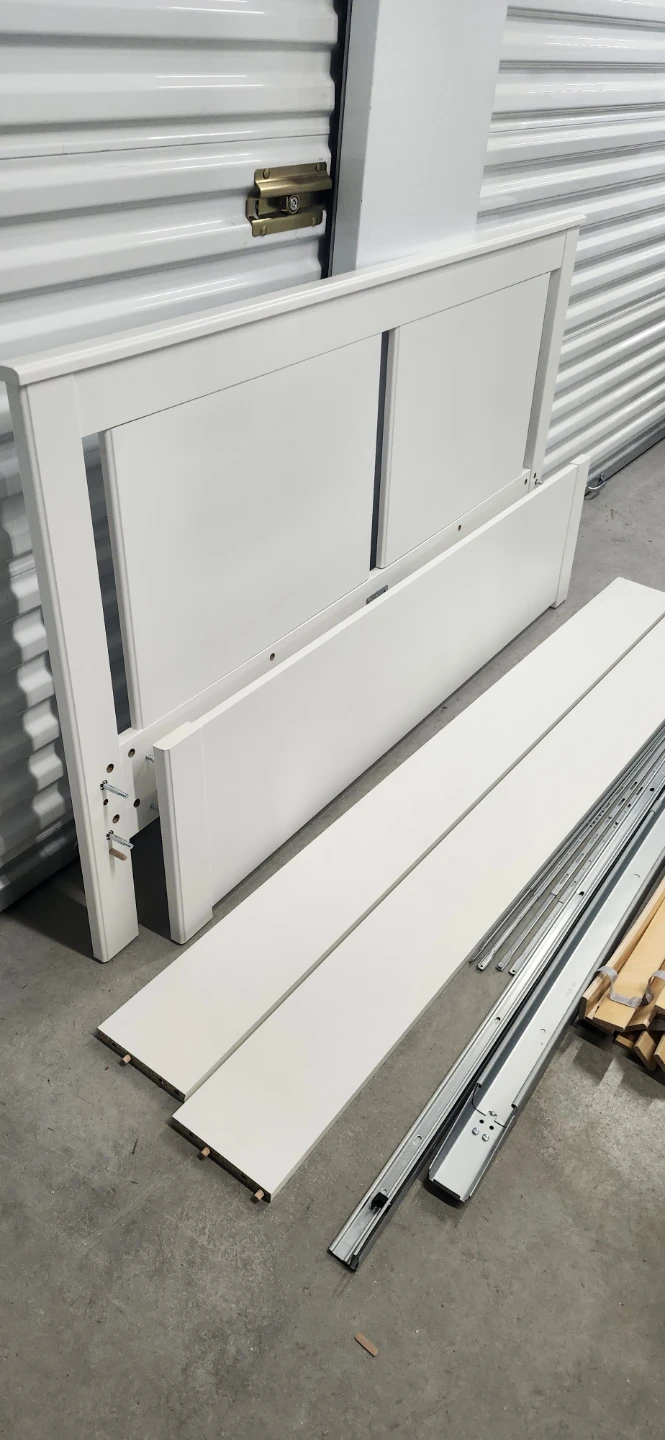 Ikea queen size bed frame with slats - photo 2
