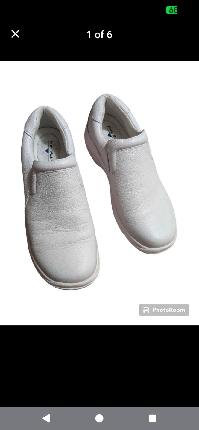 LIKE NEW womens nurse shoes size 8M RETAIL $140 online