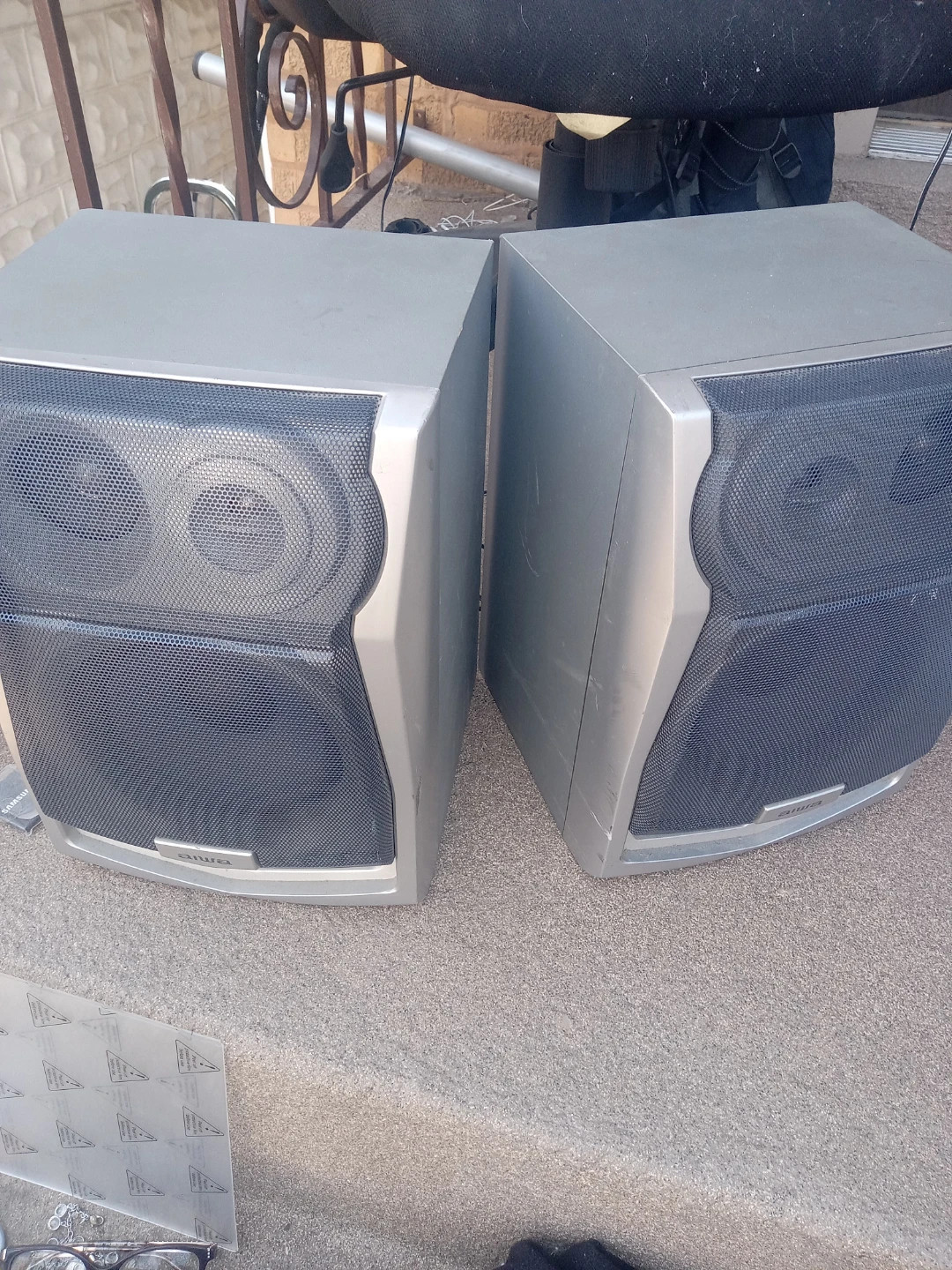 Aiwa Silver Bookshelf Speakers