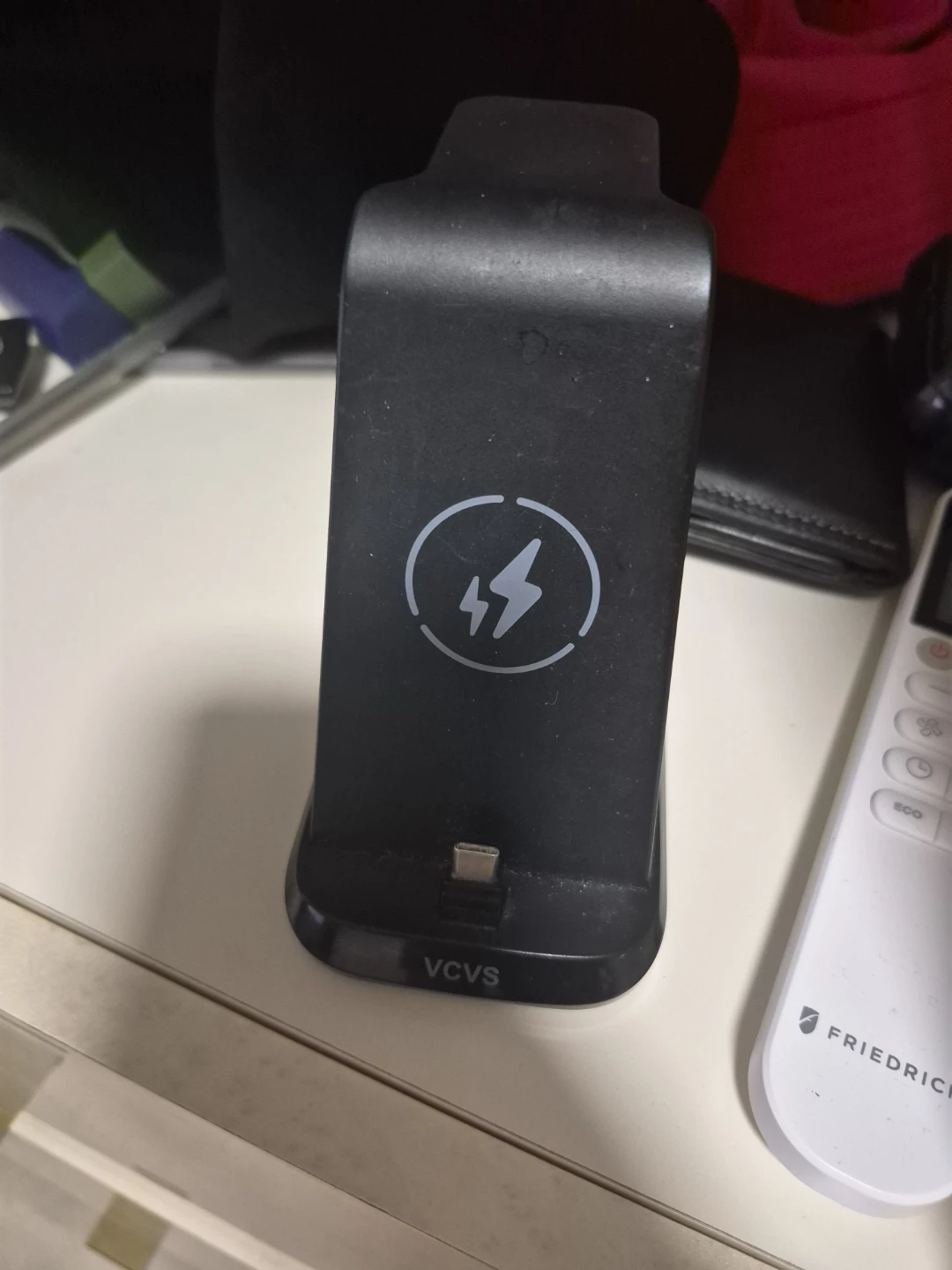 Samsung Galaxy Watch 4 Smartwatch with Charging Stand - photo 3