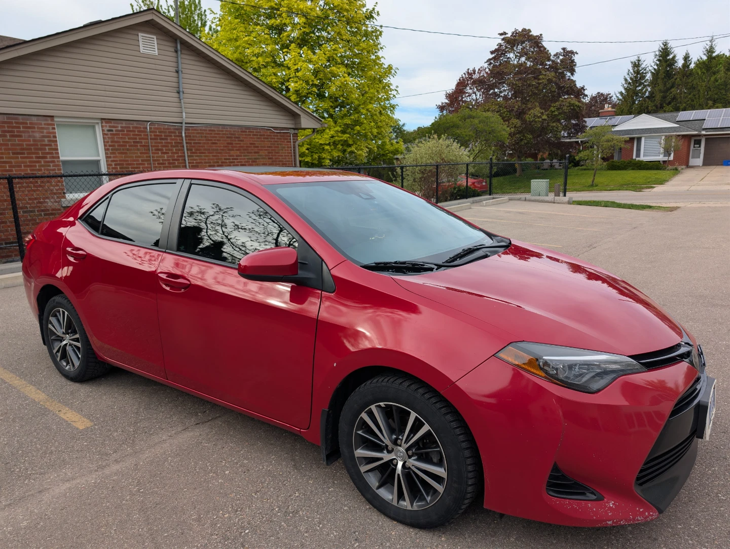 Red Toyota Corolla LE Sedan - photo 2