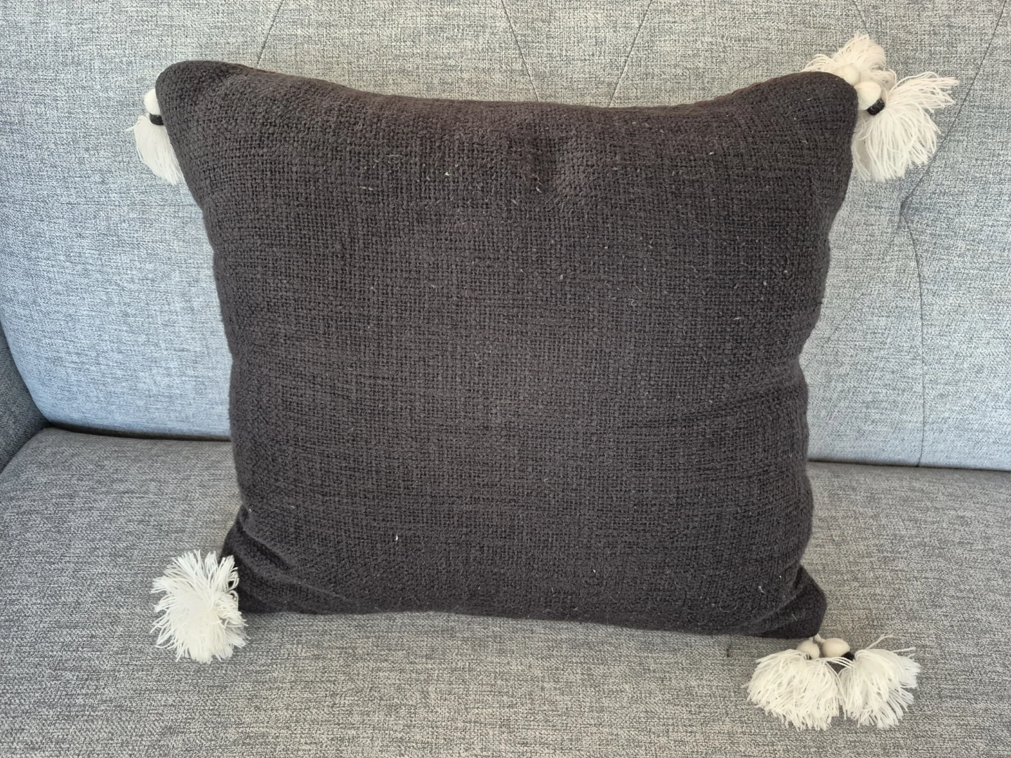 Decorative Throw Pillow with Tassels ⚽ - photo 2